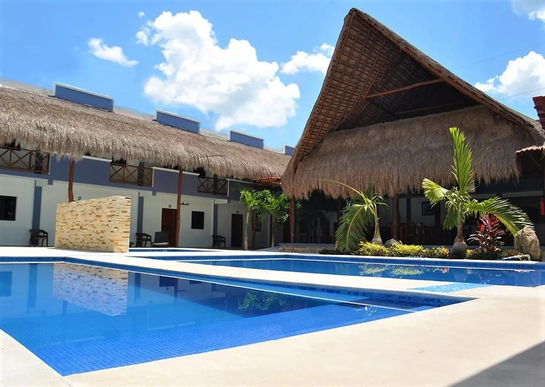 ***  Hotel Pejelagarto Bacalar Messico