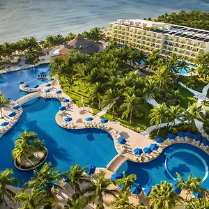 https://azul-sensatori-by-karisma.allrivieramayahotels.com